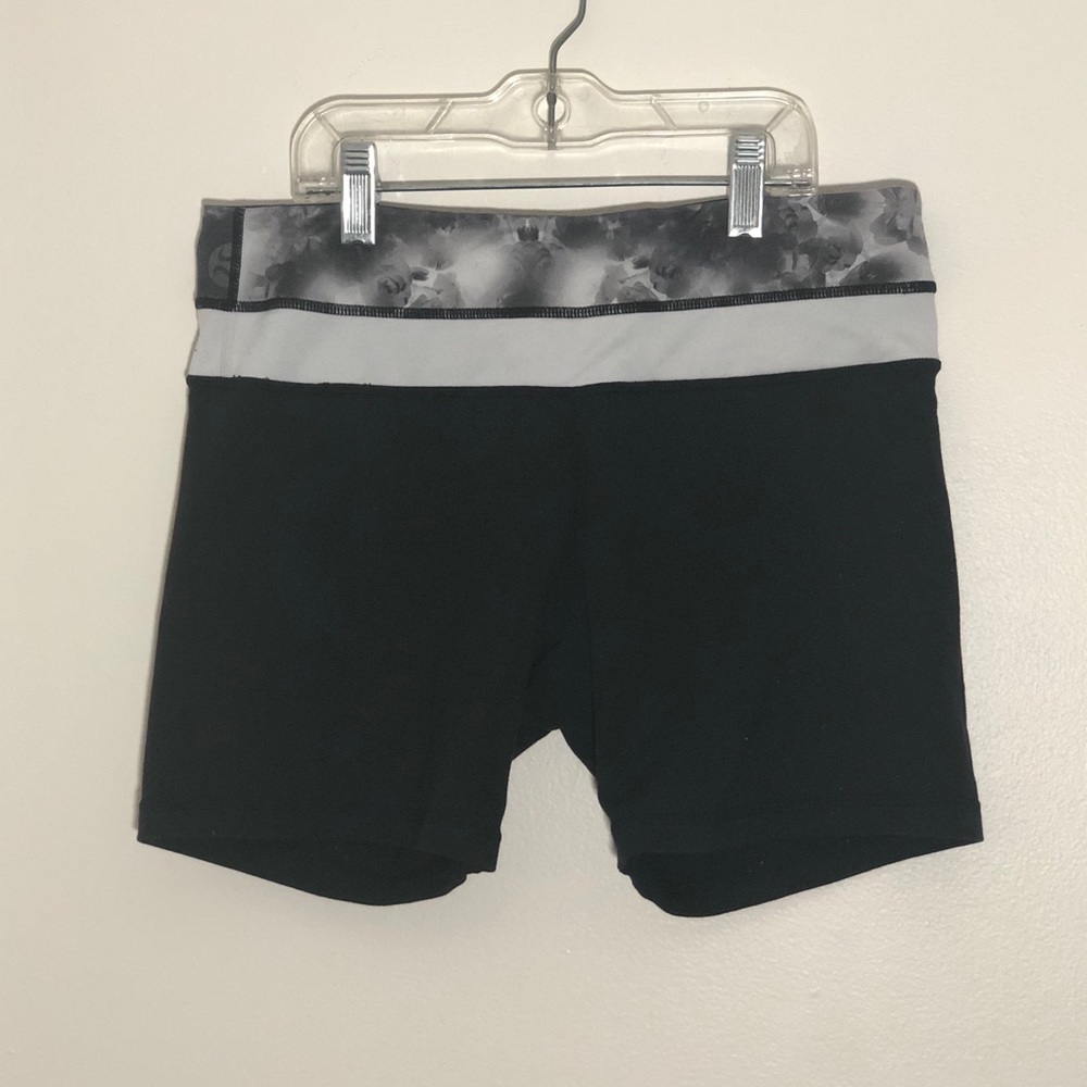 Lululemon Black And Grey Athletic Bicycle Shorts